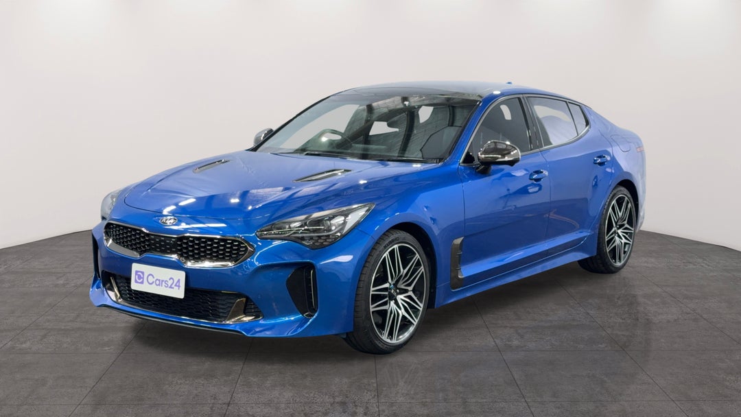 Left Front Diagonal (45- Degree) View