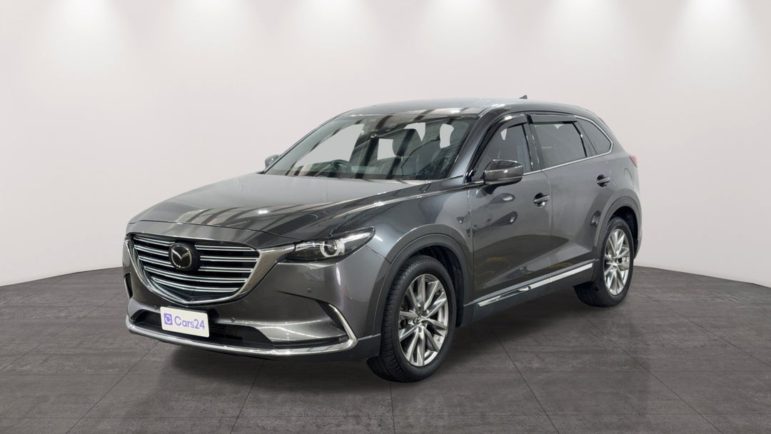 Left Front Diagonal (45- Degree) View