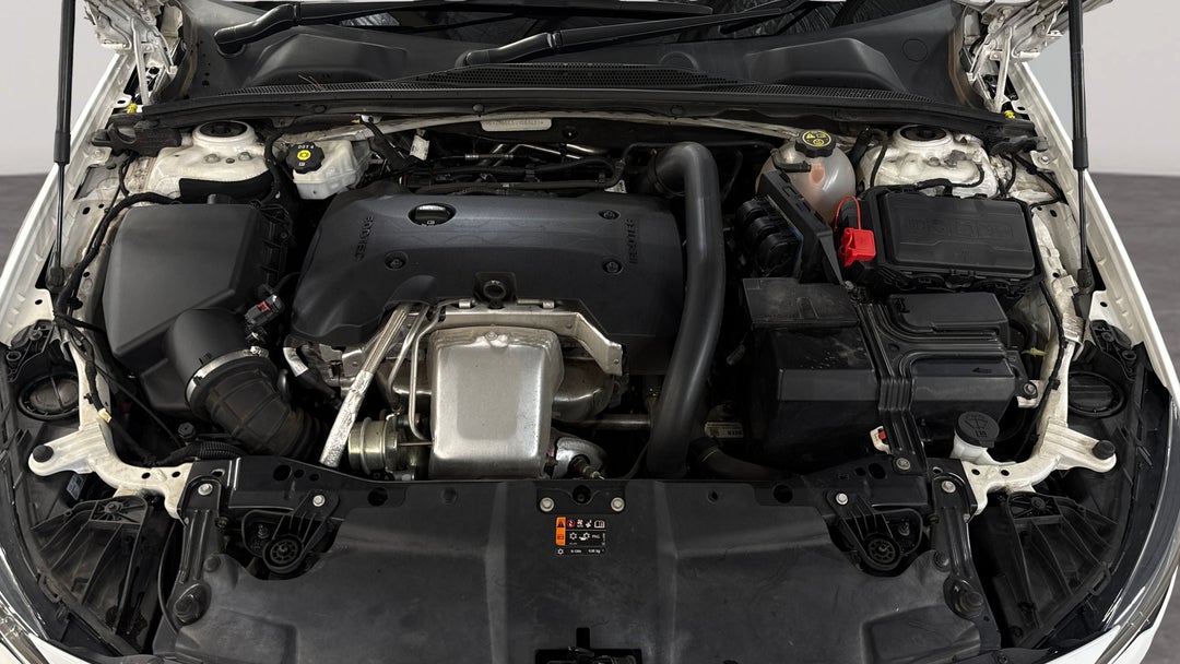 2017 Holden Commodore Lt, Automatic, 106446 km, Open Bonnet (Engine)