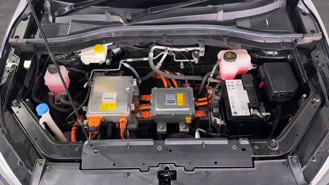 Open Bonnet (Engine)