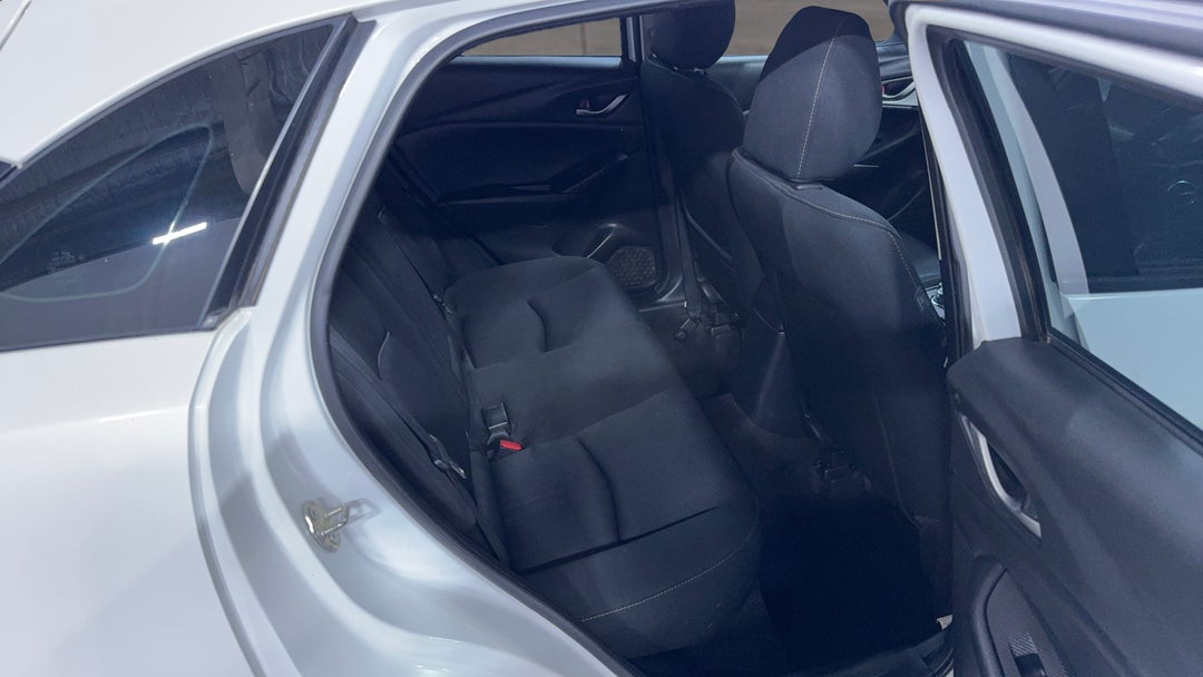 2018 Mazda CX-3 Maxx Sport (AWD), Automatic, 79162 km, Right Side Rear Door Cabin View