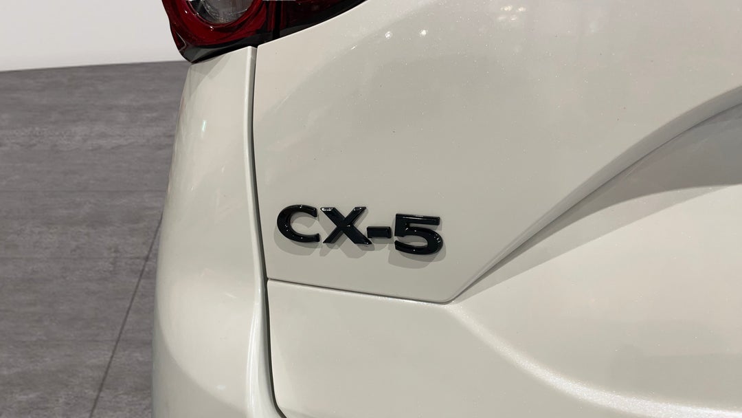 2020 Mazda CX-5 Maxx Sport (AWD), Automatic, 104472 km, Badge (Boot Left Side)