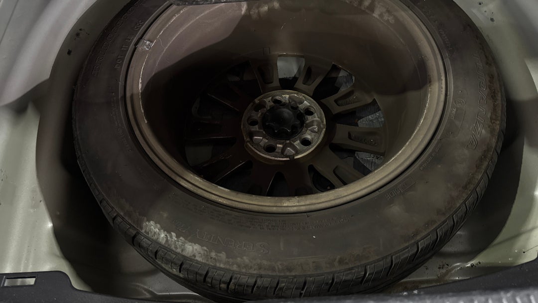 2019 Toyota Camry Ascent, Automatic, 72812 km, Spare Wheel