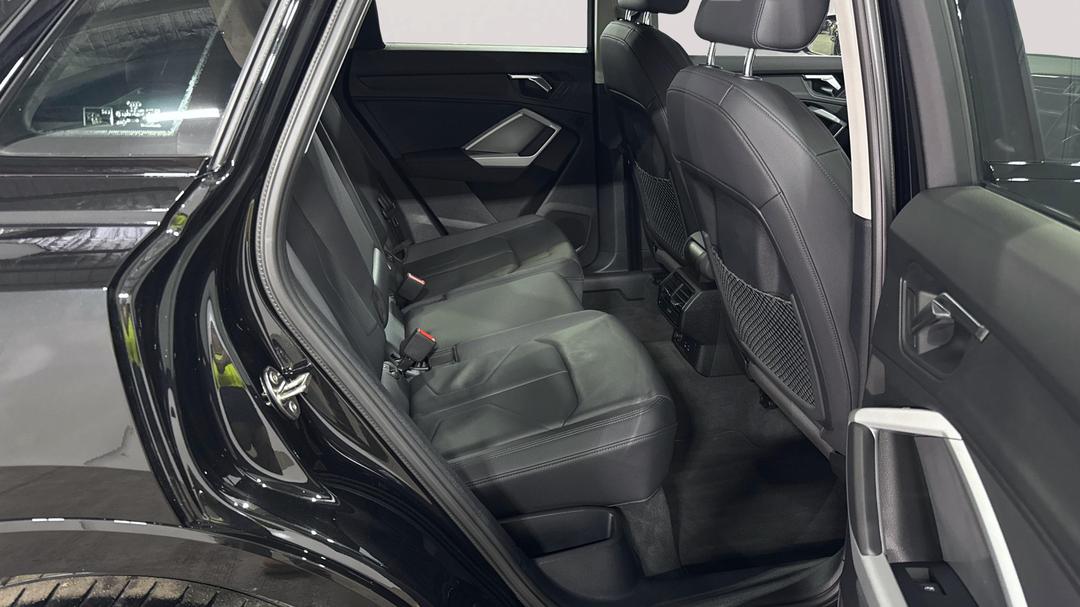 2022 Audi Q3 35 Tfsi, Automatic, 13655 km, Right Side Rear Door Cabin View