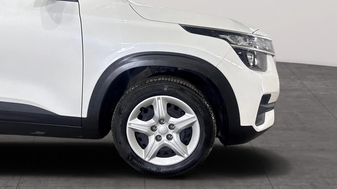 2021 Kia Seltos S (FWD) With Safety Pack, Automatic, 69377 km, Right Front Wheel