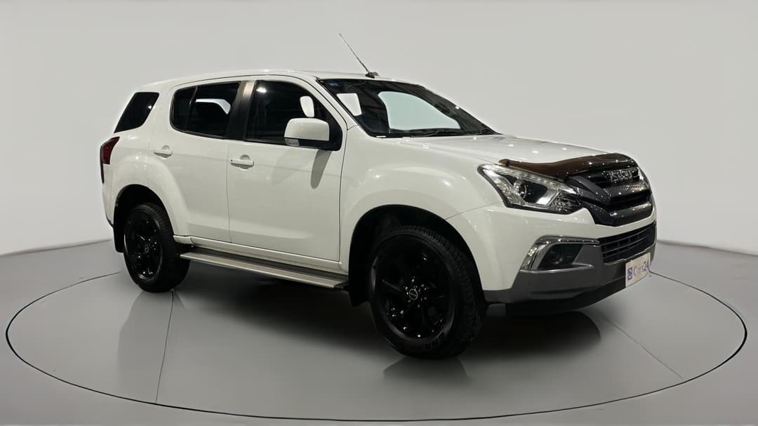 2021 Isuzu MU-X Ls-m (4x2), Automatic, 80404 km, Right Front Diagonal (45- Degree) View