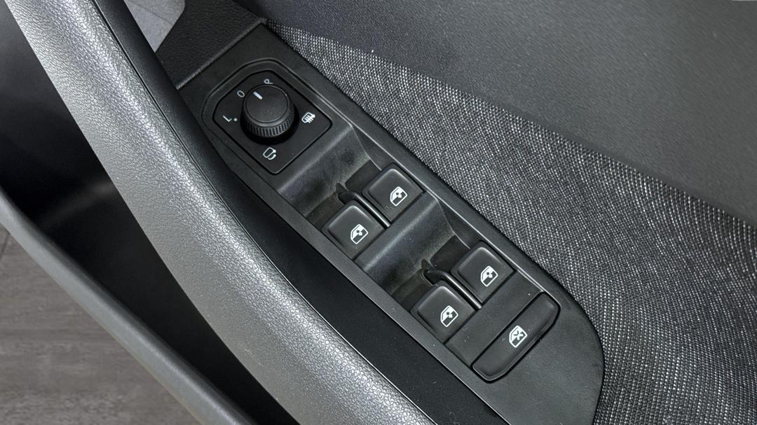 2022 SKODA Kamiq Style 85tsi, Automatic, 22817 km, Drivers Side Door Panel Controls