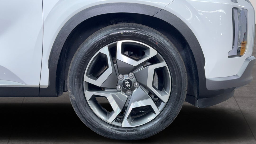 2022 Hyundai Palisade Elite (8 Seat), Automatic, 51980 km, Right Front Wheel