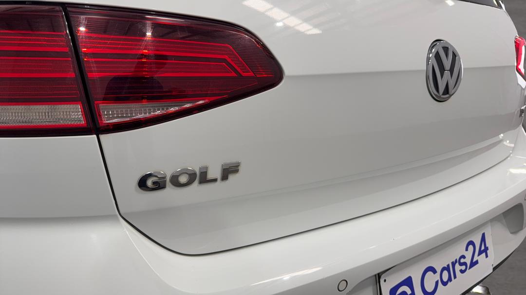 2017 Volkswagen Golf 110 Tsi Trendline, Automatic, 118407 km, Badge (Boot Left Side)