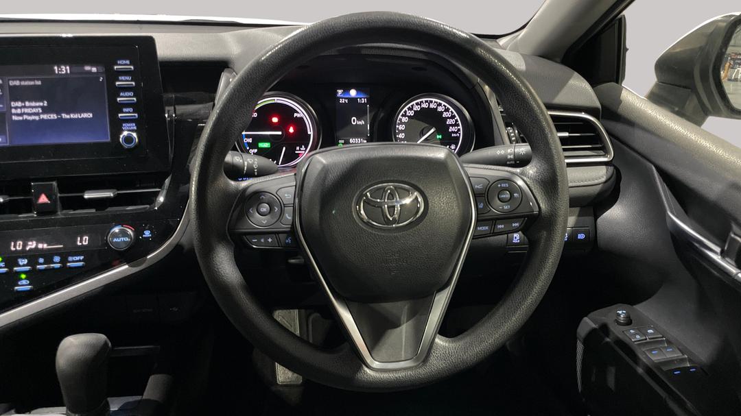2023 Toyota Camry Ascent Hybrid, Automatic, 60331 km, Steering Wheel Close-up