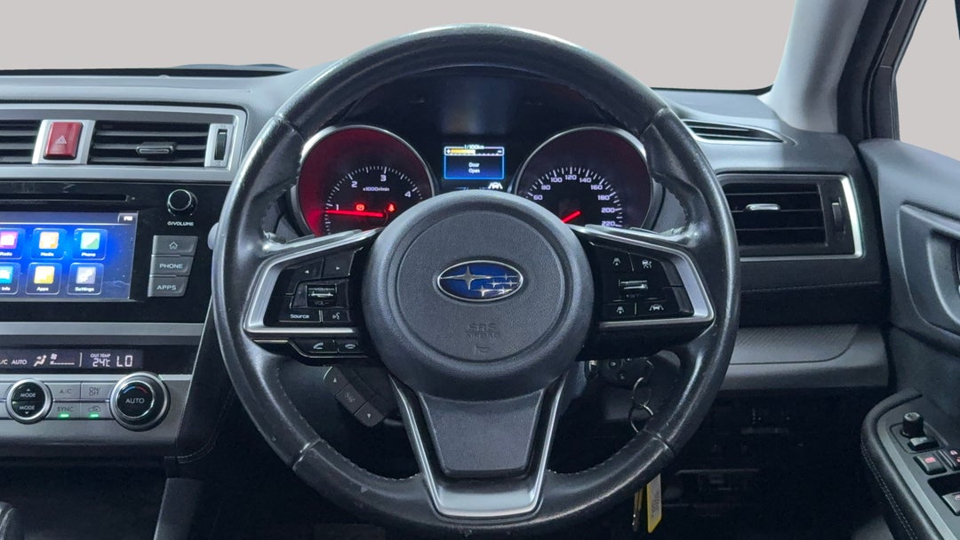 2018 Subaru Outback 2.0d Awd, Automatic, 92533 km, Steering Wheel Close-up