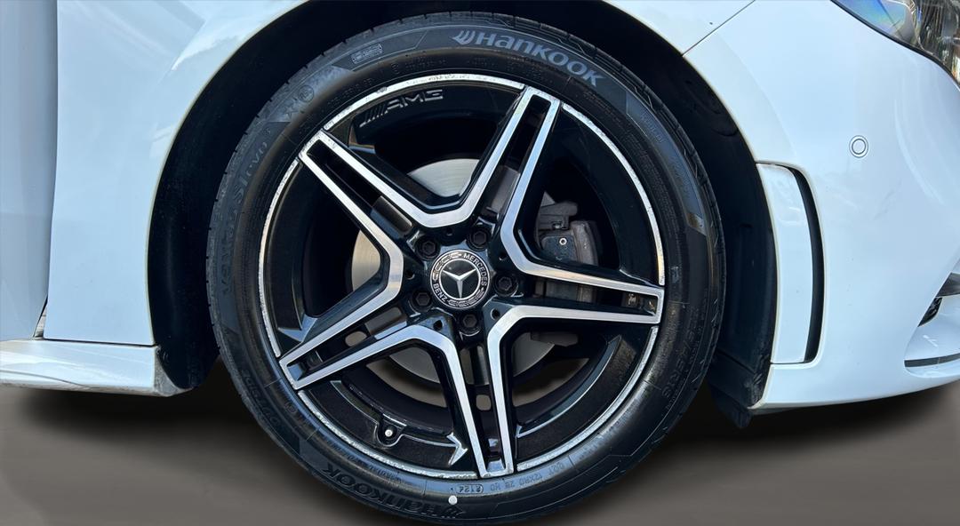 2019 Mercedes-benz B180 B180, Automatic, 50661 km, Right Front Wheel