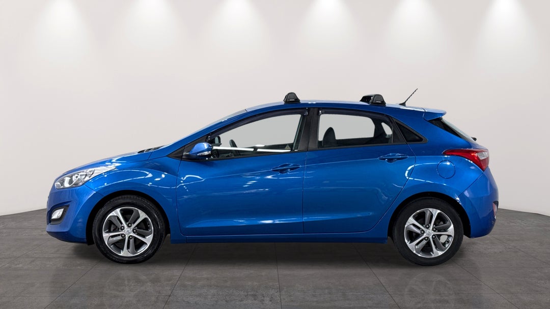 2016 Hyundai i30 Active X, Manual, 74462 km, Left Side View