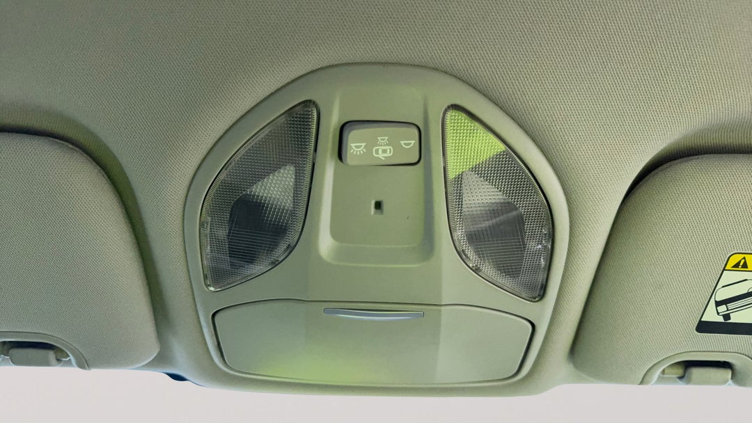 2017 Hyundai Santa Fe Active (4x4), Automatic, 107143 km, On-Roof Controls/Sunglass holder