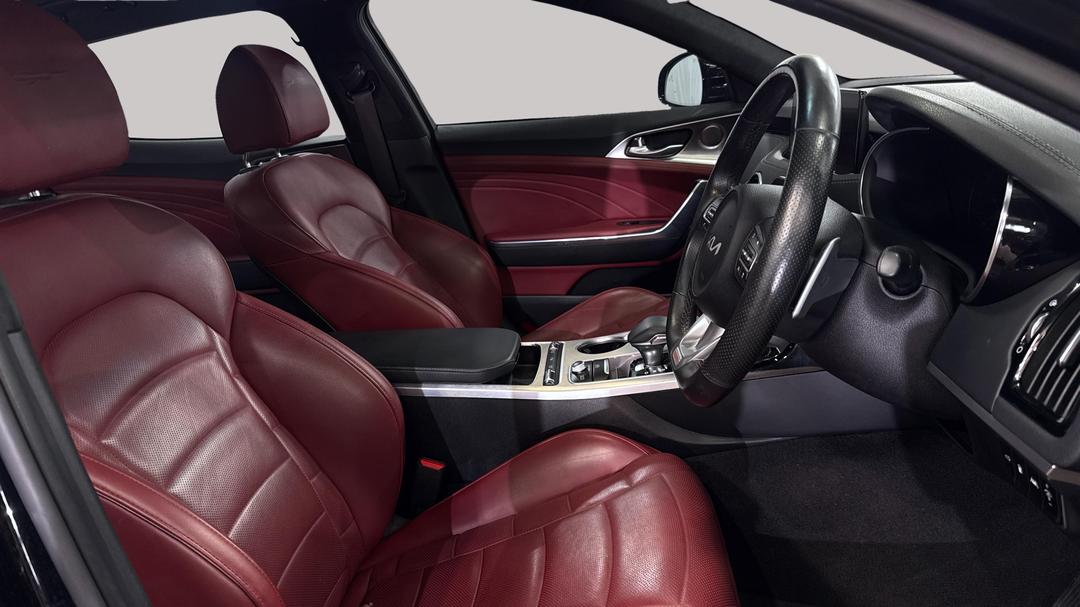 2022 Kia Stinger Gt (red Leather), Automatic, 36687 km, Right Side Front Door Cabin View