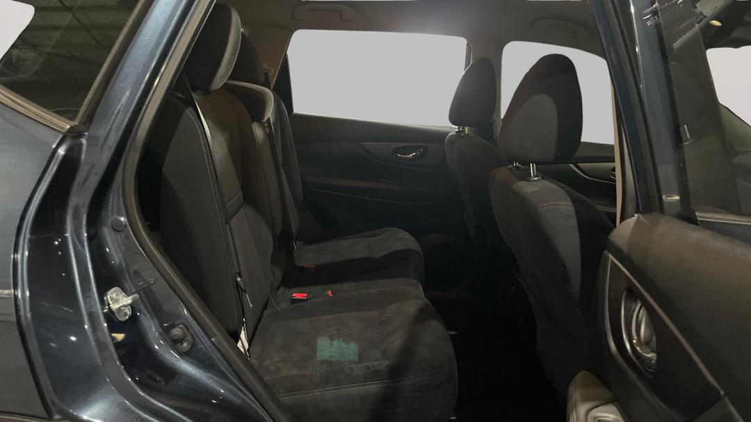 2016 Nissan X-trail St (4x4), Automatic, 111645 km, Right Side Rear Door Cabin View