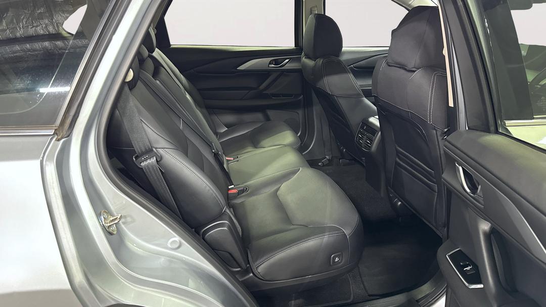 2020 Mazda CX-9 Touring (AWD), Automatic, 125180 km, Right Side Rear Door Cabin View