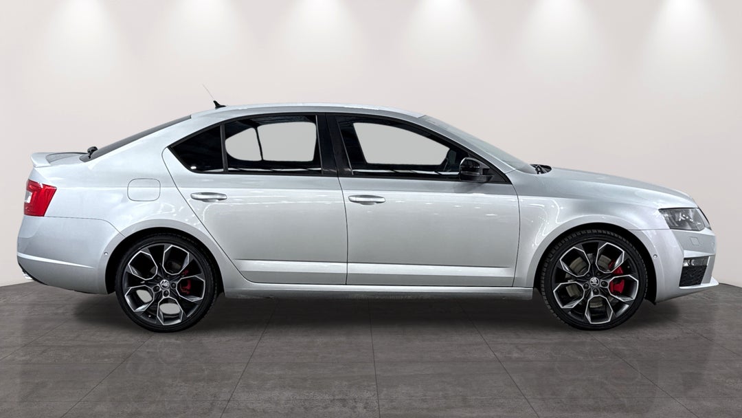 2015 SKODA Octavia Rs 162 Tsi, Automatic, 94691 km, Right Side View