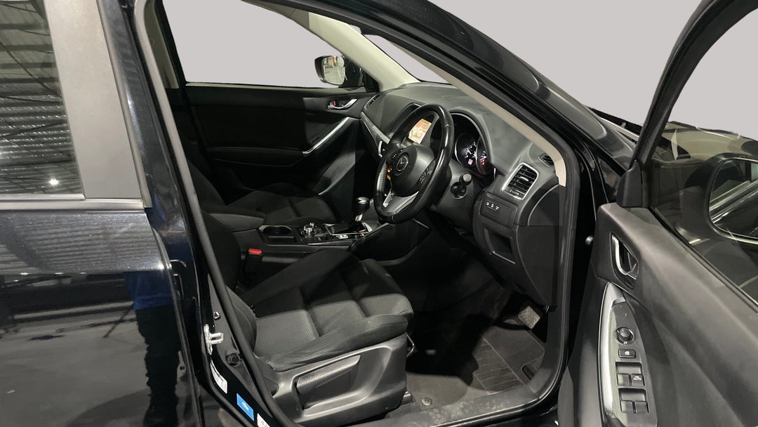 2015 Mazda CX-5 Maxx Sport (4x2), Automatic, 130803 km, Right Side Front Door Cabin View