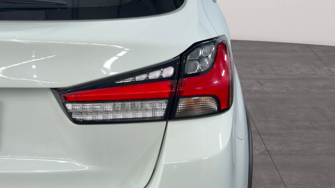 Badge (Boot Right Side)