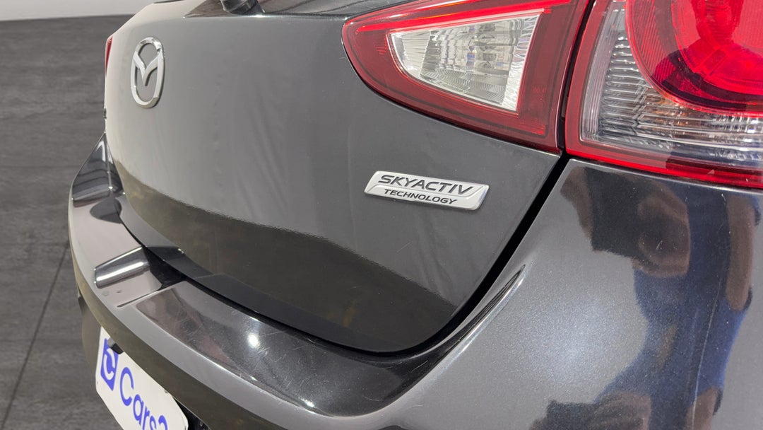 Badge (Boot Right Side)