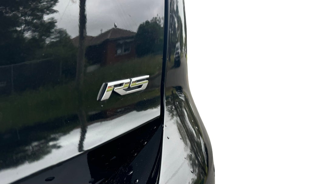 Badge (Boot Right Side)