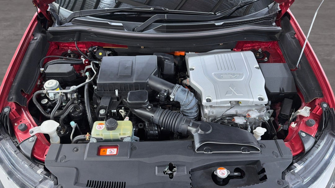 2017 Mitsubishi Outlander Exceed Phev, Automatic, 149436 km, Open Bonnet (Engine)