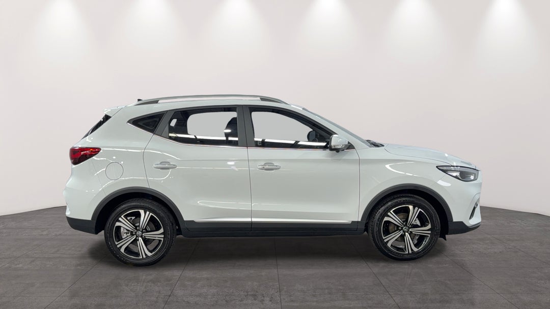 2025 MG Zst Vibe, Automatic, 2366 km, Right Side View