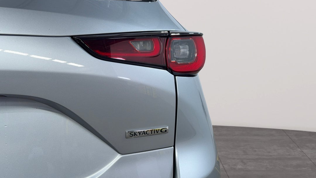 Badge (Boot Right Side)