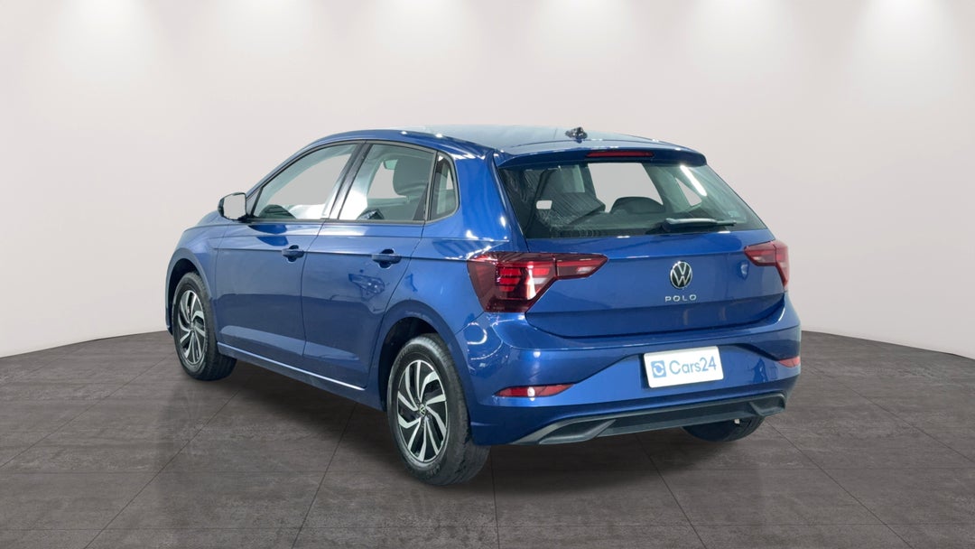 Left Back Diagonal (45- Degree) View