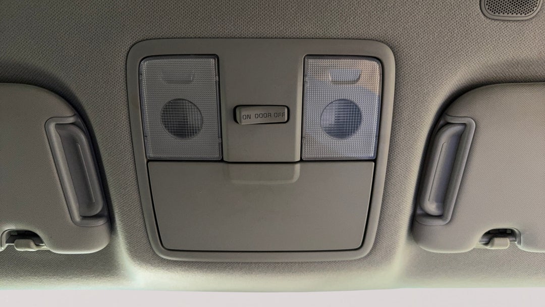 On-Roof Controls/Sunglass holder