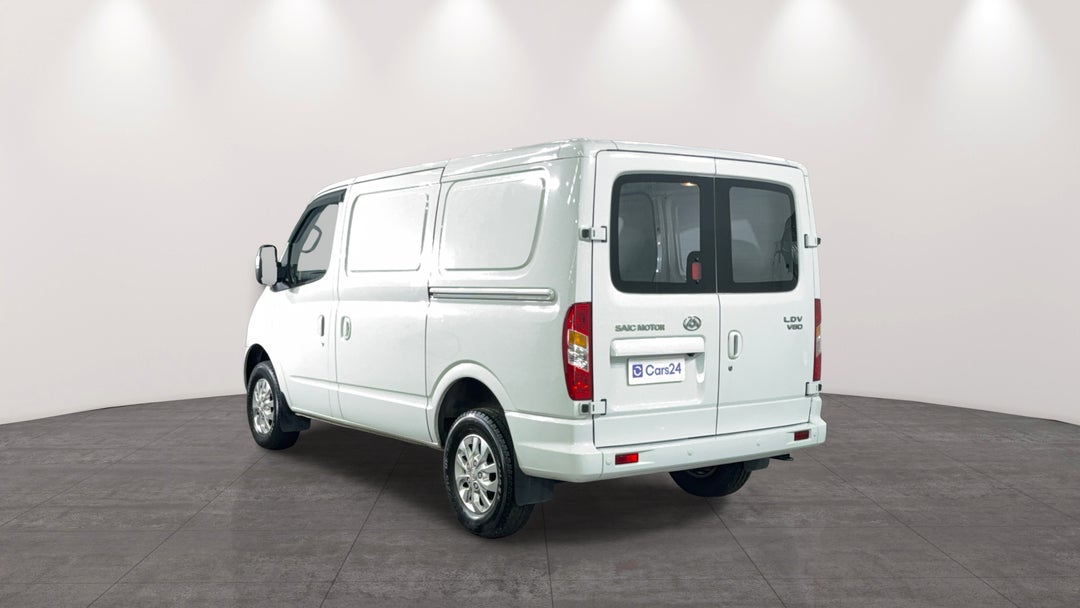 Left Back Diagonal (45- Degree) View