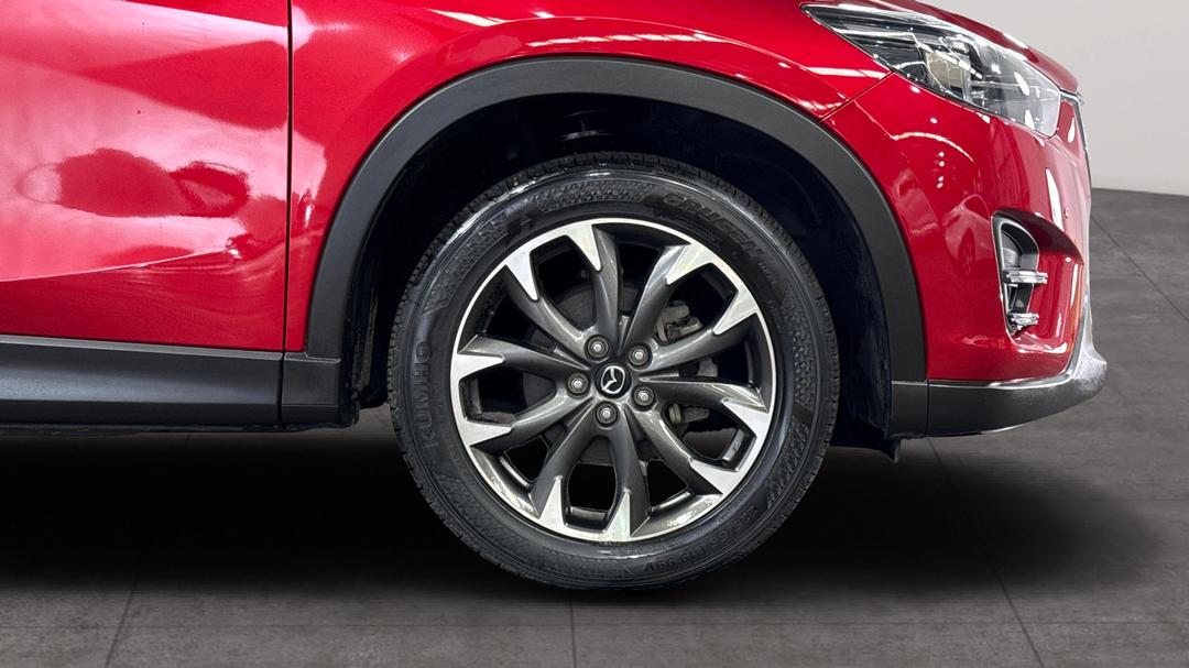 2016 Mazda CX-5 Gt (4x4), Automatic, 67102 km, Right Front Wheel