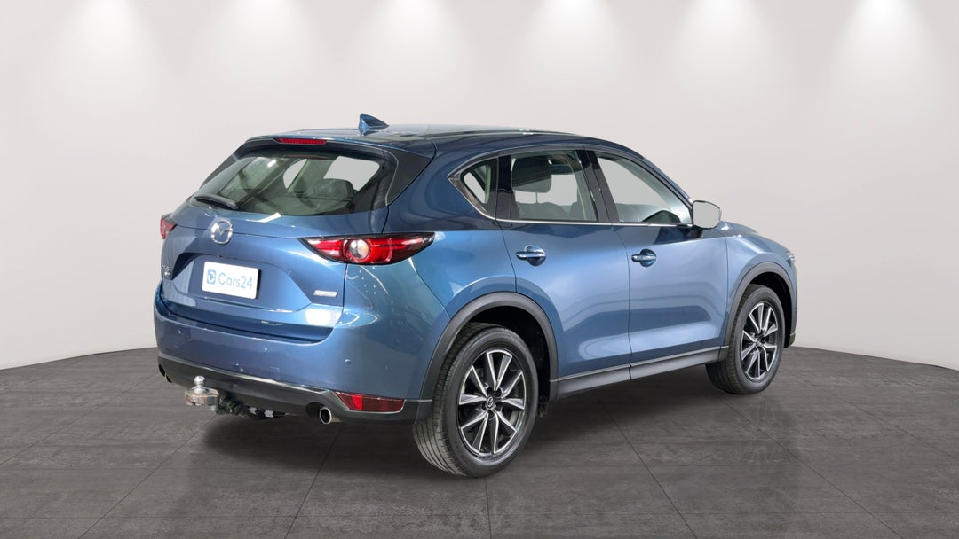 Right Back Diagonal (45- Degree) View