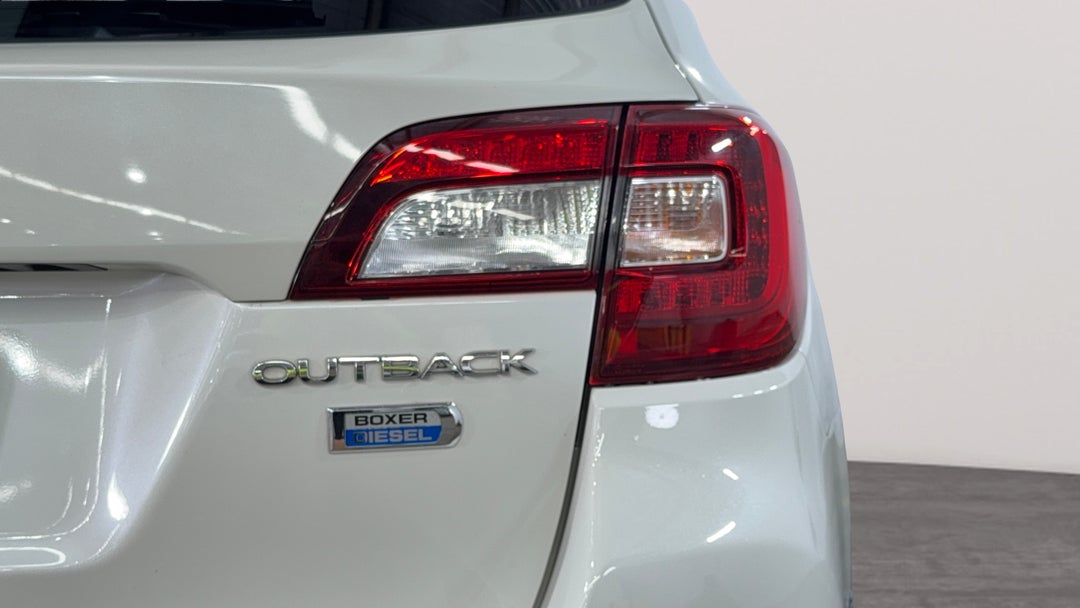 2018 Subaru Outback 2.0d Awd, Automatic, 92533 km, Badge (Boot Right Side)