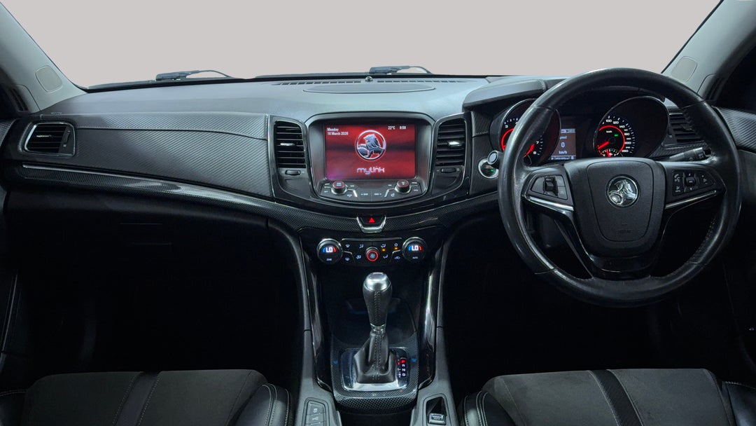 2017 Holden Commodore Sv6, Automatic, 153195 km, Dashboard View