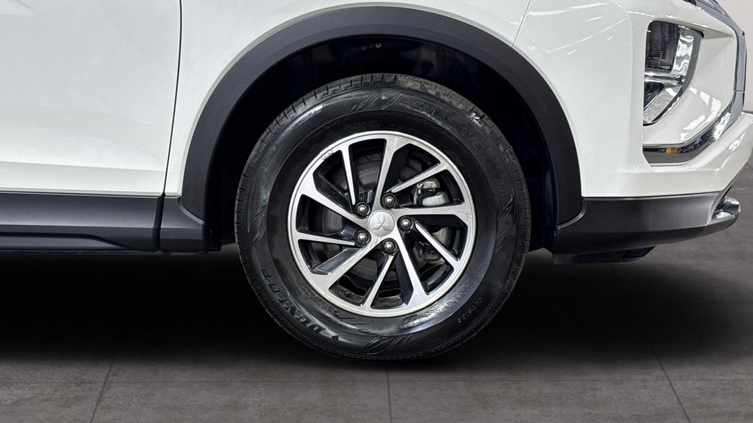 2023 Mitsubishi Eclipse Cross Es (2WD), Automatic, 61246 km, Right Front Wheel