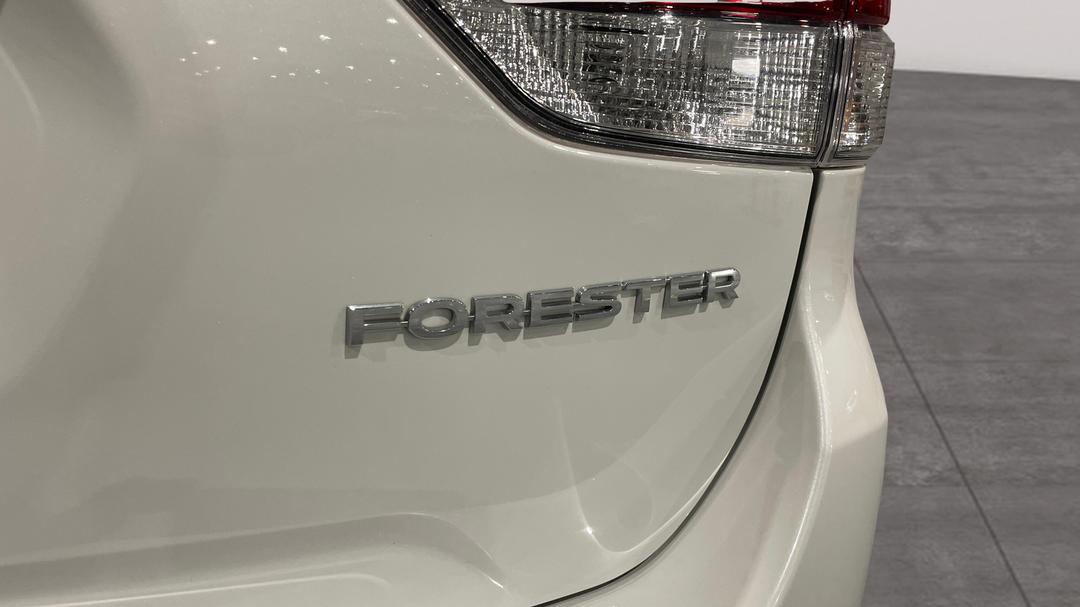 2024 Subaru Forester 2.5i (AWD), Automatic, 40401 km, Badge (Boot Right Side)