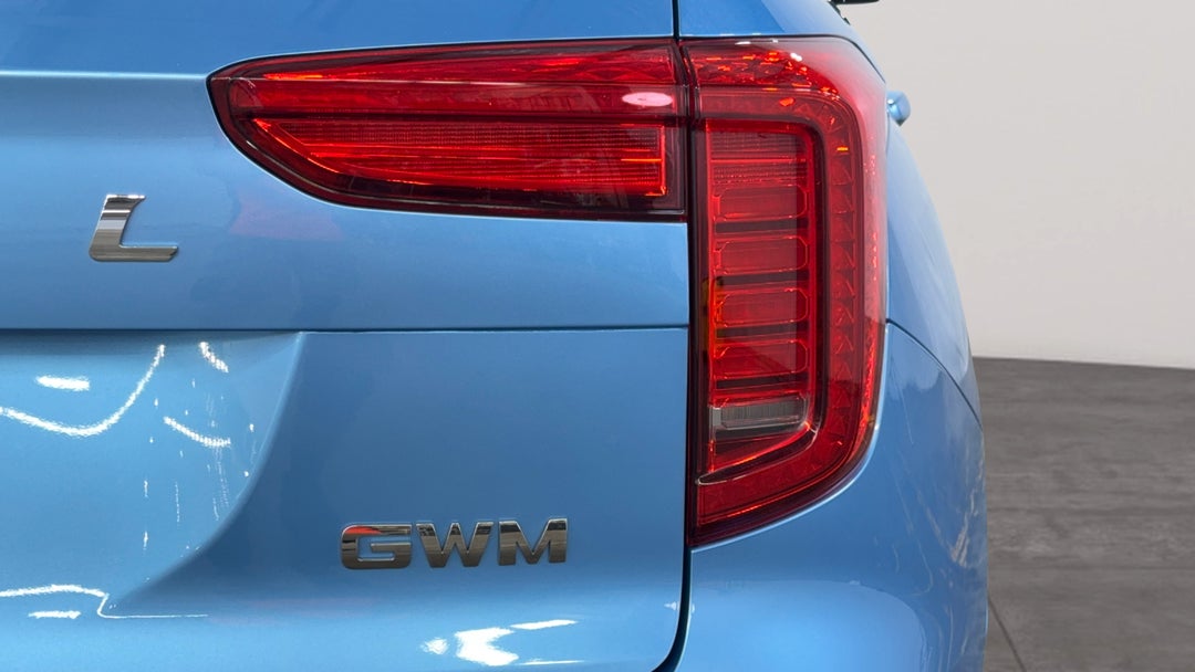 Badge (Boot Right Side)