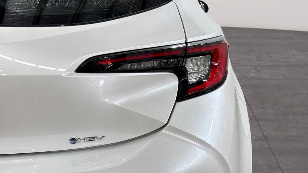 2024 Toyota Corolla Ascent Sport + Conv Pk Hybrid, Automatic, 29401 km, Badge (Boot Right Side)