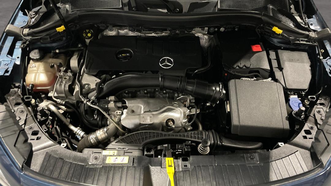2023 Mercedes-benz GLA 250 4matic, Automatic, 40479 km, Open Bonnet (Engine)