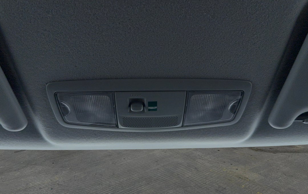 On-Roof Controls/Sunglass holder