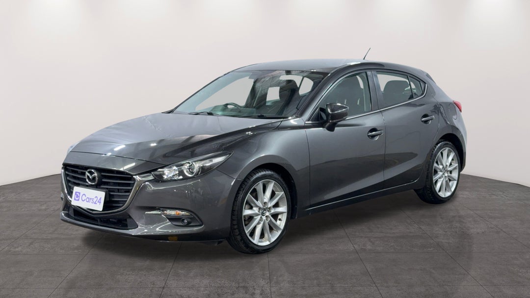 2017 Mazda 3 Sp25, Manual, 118411 km, Left Front Diagonal (45- Degree) View