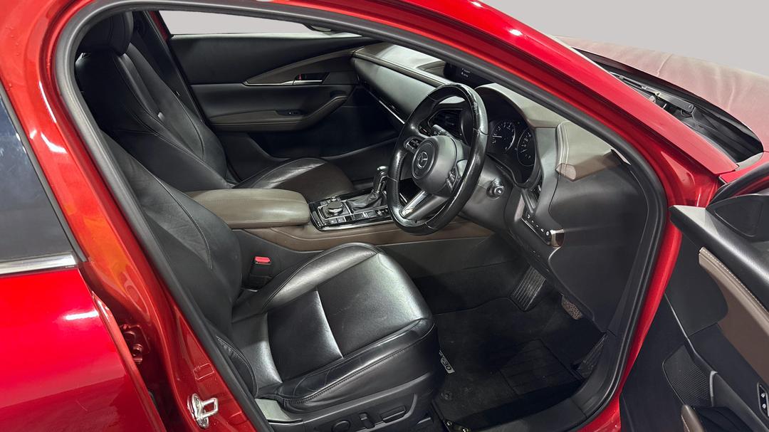 2021 Mazda CX-30 G20 Touring (FWD), Automatic, 30856 km, Right Side Front Door Cabin View