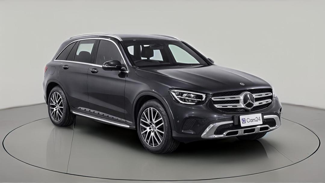 2021 Mercedes-benz GLC 200, Automatic, 46449 km, Right Front Diagonal (45- Degree) View