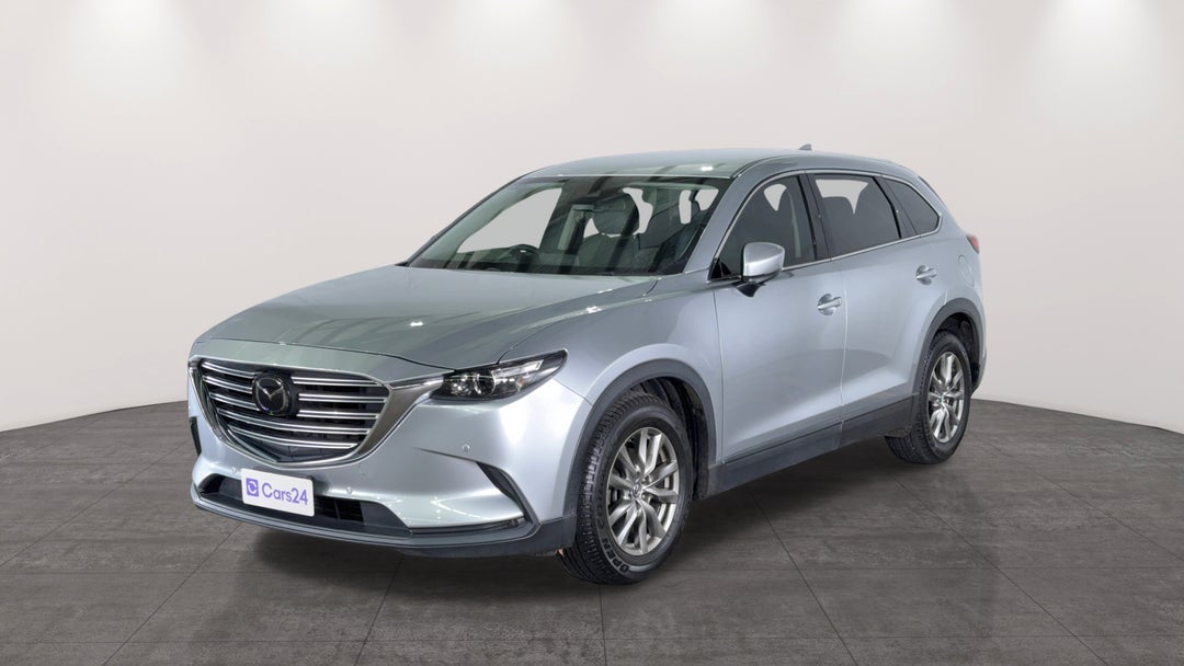 Left Front Diagonal (45- Degree) View