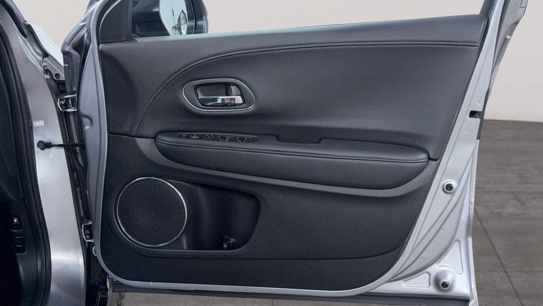 2018 Honda HR-V Rs, Automatic, 61787 km, Speaker View