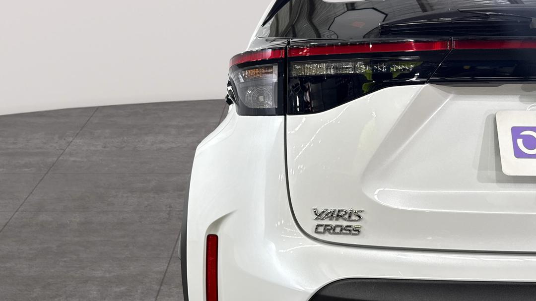 2024 Toyota Yaris Cross Gx Hybrid, Automatic, 26552 km, Badge (Boot Left Side)