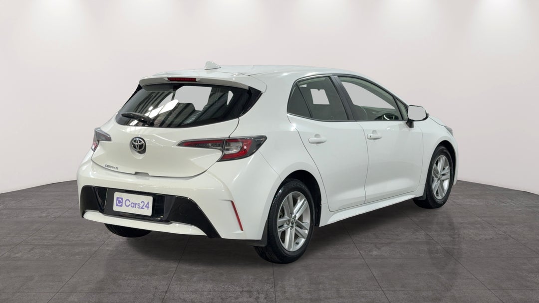 Right Back Diagonal (45- Degree) View