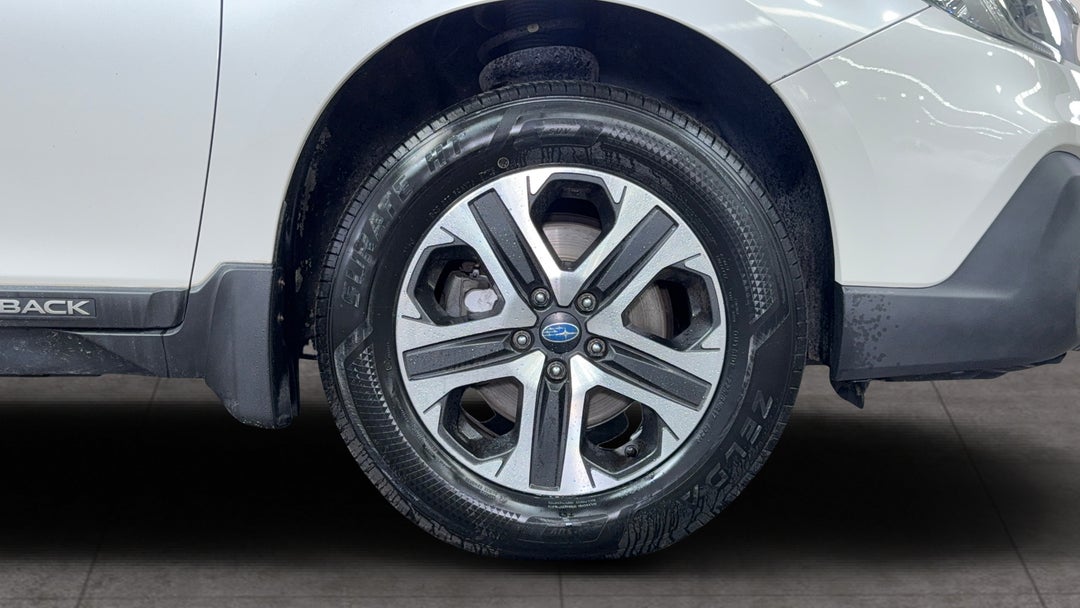 2018 Subaru Outback 2.0d Awd, Automatic, 92533 km, Right Front Wheel